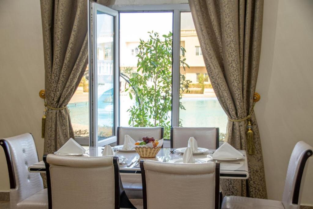 Al Salam Grand Hotel Al Buraimi Ngoại thất bức ảnh
