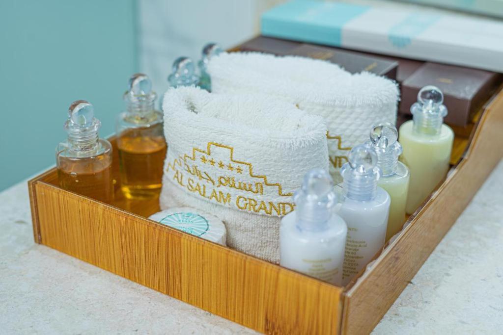 Al Salam Grand Hotel Al Buraimi Ngoại thất bức ảnh