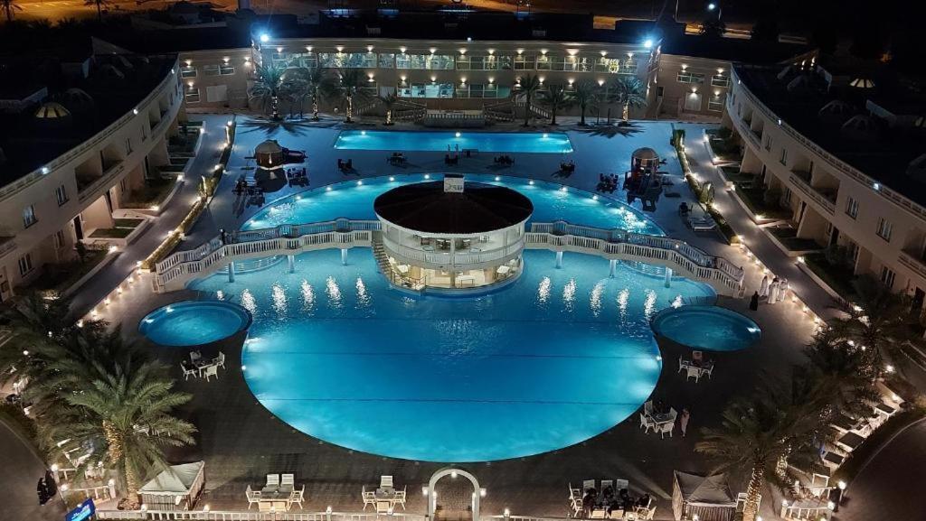 Al Salam Grand Hotel Al Buraimi Ngoại thất bức ảnh