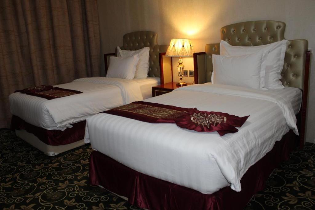 Al Salam Grand Hotel Al Buraimi Ngoại thất bức ảnh