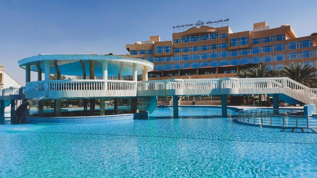 Al Salam Grand Hotel Al Buraimi Ngoại thất bức ảnh