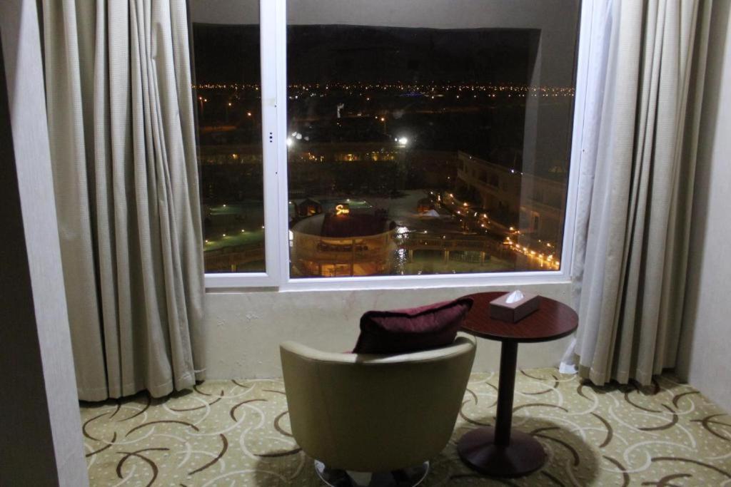 Al Salam Grand Hotel Al Buraimi Ngoại thất bức ảnh